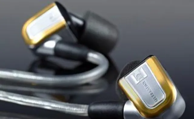 Bild: Ultrasone IQ und Tio: High-End In-Ear Kopfhörer in Manufaktur-Qualität