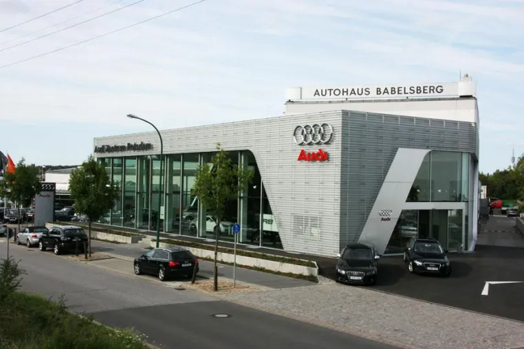 Bild: Energiekosten halbiert: Autohaus Babelsberg GmbH & Co. KG investiert in Umweltschutz