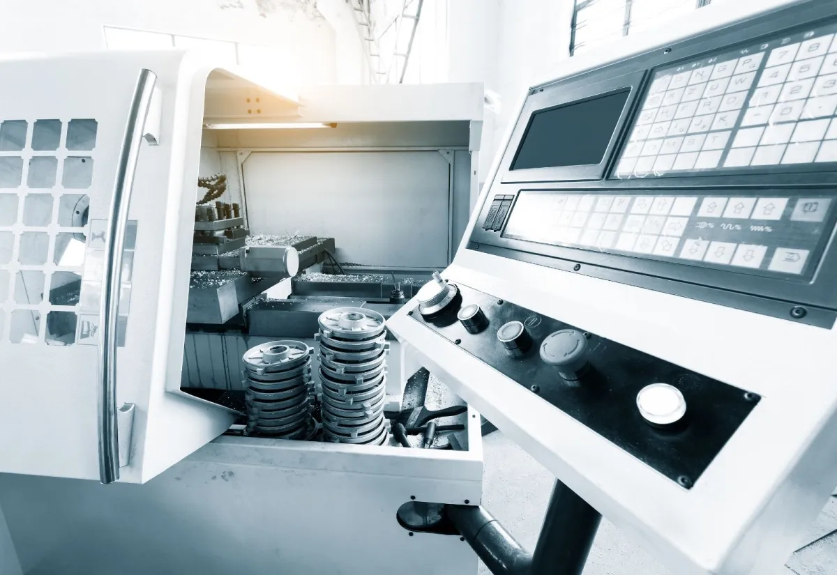 Tsubis Industrie Panel PCs und Industriemonitore (© Copyright Tsubis GmbH)