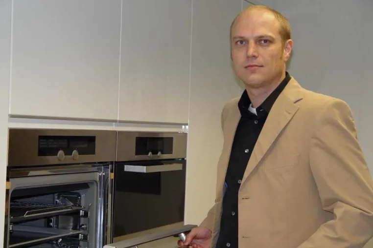 Bild: Generationenwechsel bei der Firma Red Zac Wober in Lauterach