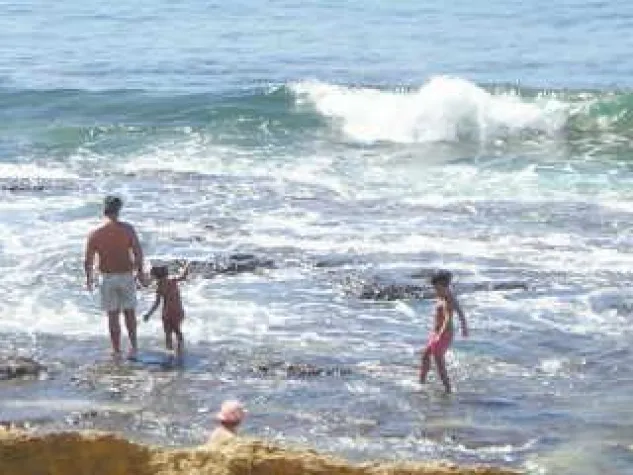 Bild: Algarve: Zwei tödliche Badeunfälle von Juni - August