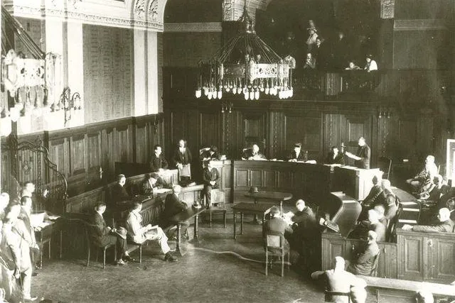 Szenische Lesung "Der Prozess Talaat Pascha - Der Völkermord an den Armeniern vor dem Landgericht Berlin" Bild: Szenische Lesung "Der Prozess Talaat Pascha - Der Völkermord an den Armeniern vor dem Landgericht Berlin"