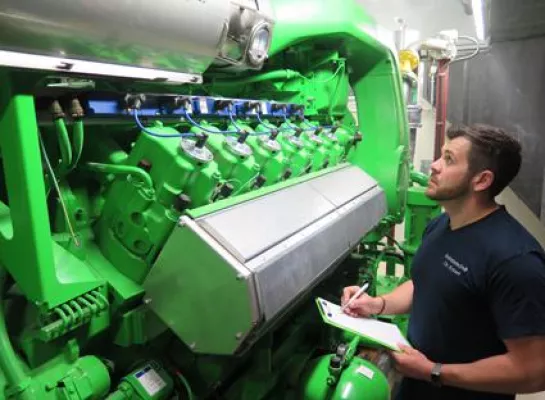 Bild: Mehr Power für den Klimaschutz: Hermes Fulfilment nimmt Blockheizkraftwerk in Betrieb