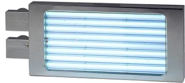 Bild: Lichtblick für die Lebensmittelindustrie - UV-Lampen desinfizieren Packstoffe