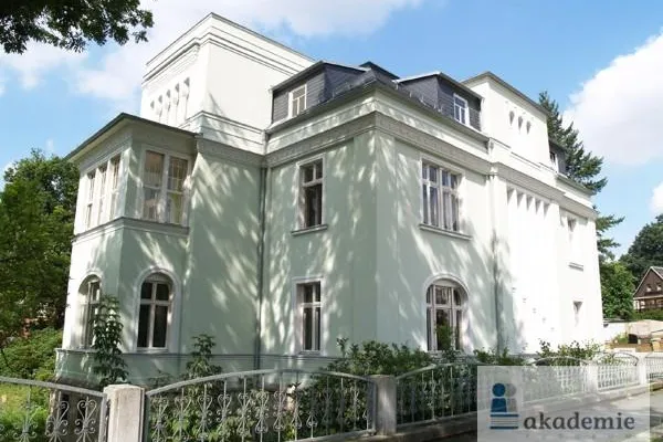Akademie Futurum - Weiterbildungen in Therapie, Coaching, Supervision und Pädagogik Bild: Akademie Futurum - Weiterbildungen in Therapie, Coaching, Supervision und Pädagogik
