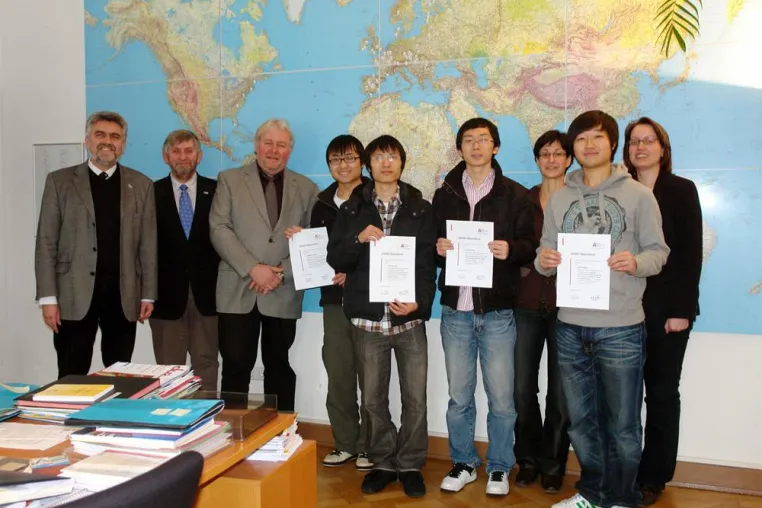 Bild: Stipendien für hervorragende Studienleistungen chinesischer Austauschstudenten