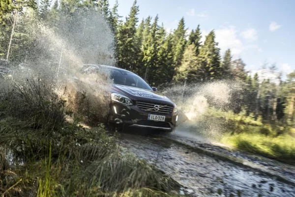 Bild: Nokian ist Testsieger im „Auto Bild allrad“ und „OFF ROAD“ SUV-Sommerreifen-Test 2015