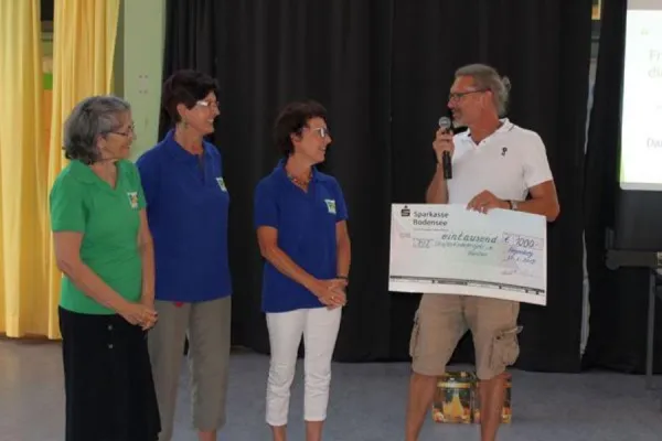 Bild: Jugendliche der Don-Bosco-Schule spenden für Kinder in Brasilien