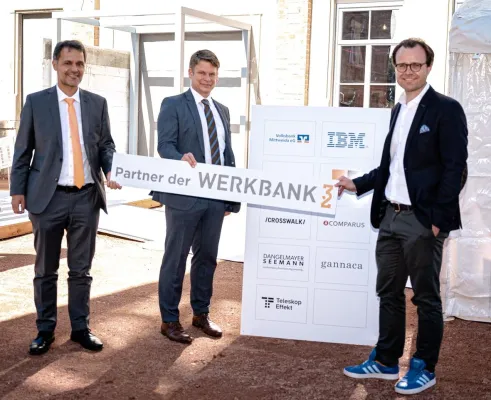 Bild: Innovationszentrum für Industrie 4.0, Regensburg & Werkbank32, Mittweida schließen strategische Partnerschaft