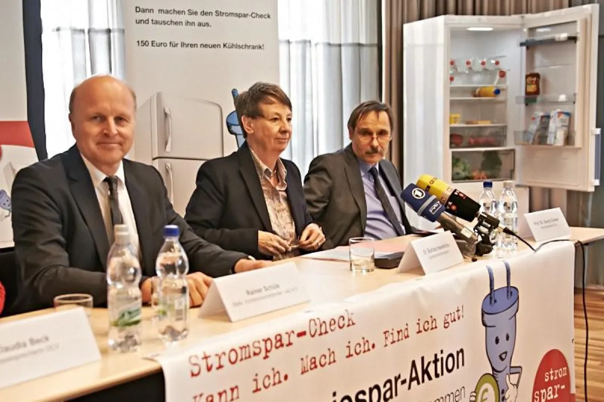 Pressekonferenz zum Kühlgerätetausch mit BM Hendricks (Foto: DCV/ Saskia Uppenkamp)