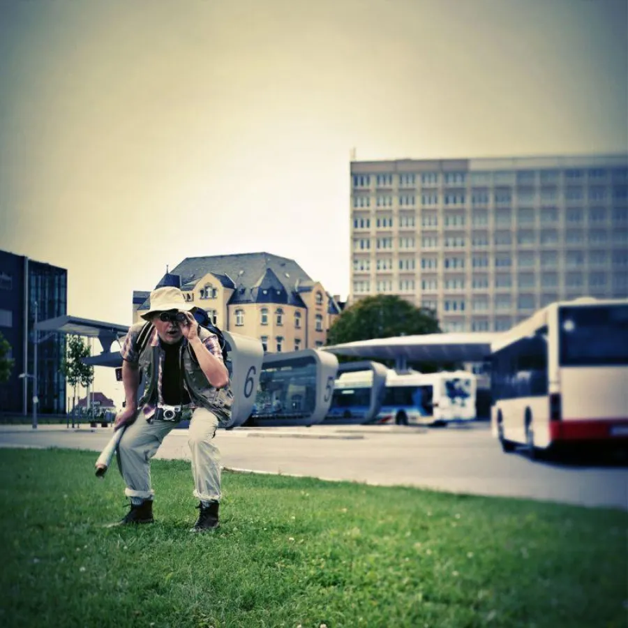 Mit easy.GO App finden statt suchen (Fotograf: Tilman Weishart für MDV)