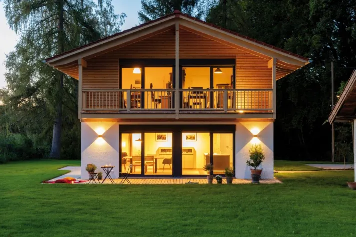 Deutscher Traumhauspreis 2021: Dreimal Silber für Regnauer Hausbau Bild: Deutscher Traumhauspreis 2021: Dreimal Silber für Regnauer Hausbau