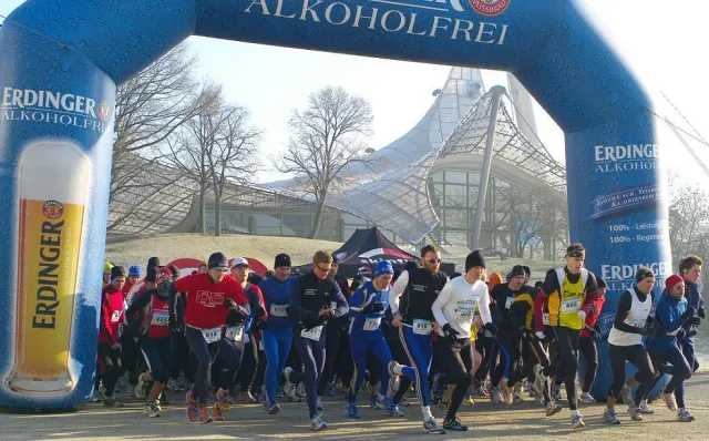 Bild: Nikolauslauf / Winterlaufserie München am 5.12.2009