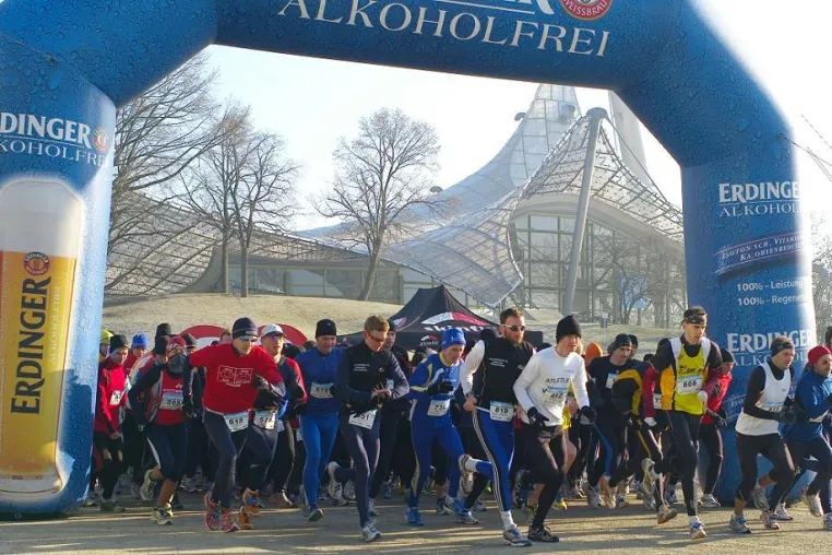 Bild: Nikolauslauf / Winterlaufserie München am 5.12.2009