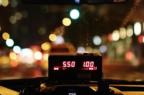 Bild: Drohen Taxis ohne Fiskaltaxameter Steuerschätzung und Lizenzentzug?