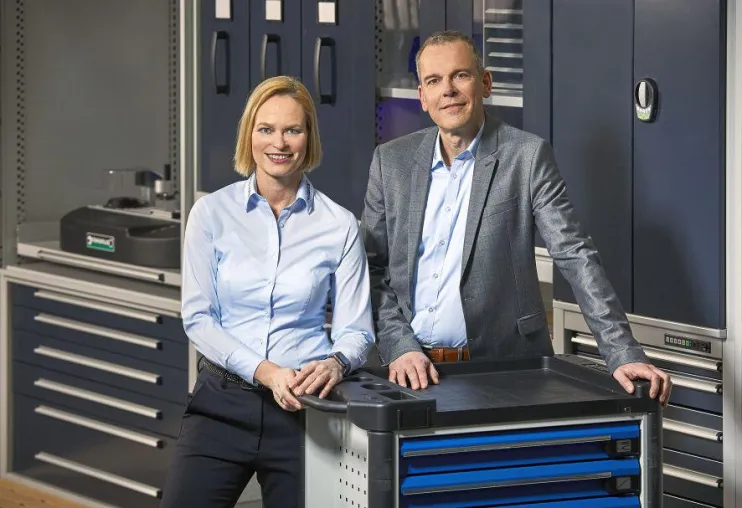 HAHN+KOLB wächst weiter zweistellig und schafft 40.000 zusätzliche Lagerplätze Bild: HAHN+KOLB wächst weiter zweistellig und schafft 40.000 zusätzliche Lagerplätze