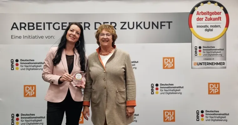 Bild: DIND verleiht onlineweg.de Touristik GmbH den Titel "Arbeitgeber der Zukunft 2023"