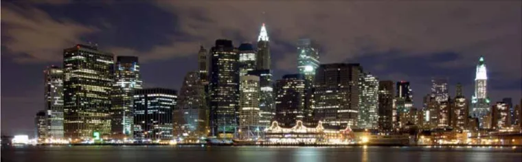 Bild: Silvesterparty vor grandioser Kulisse - An Bord des New York Water Taxis ins neue Jahr feiern
