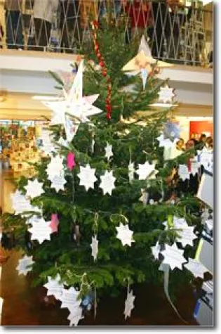 Stadt Mönchengladbach offizieller Partner des Weihnachtswunschbaum 2007 Bild: Stadt Mönchengladbach offizieller Partner des Weihnachtswunschbaum 2007