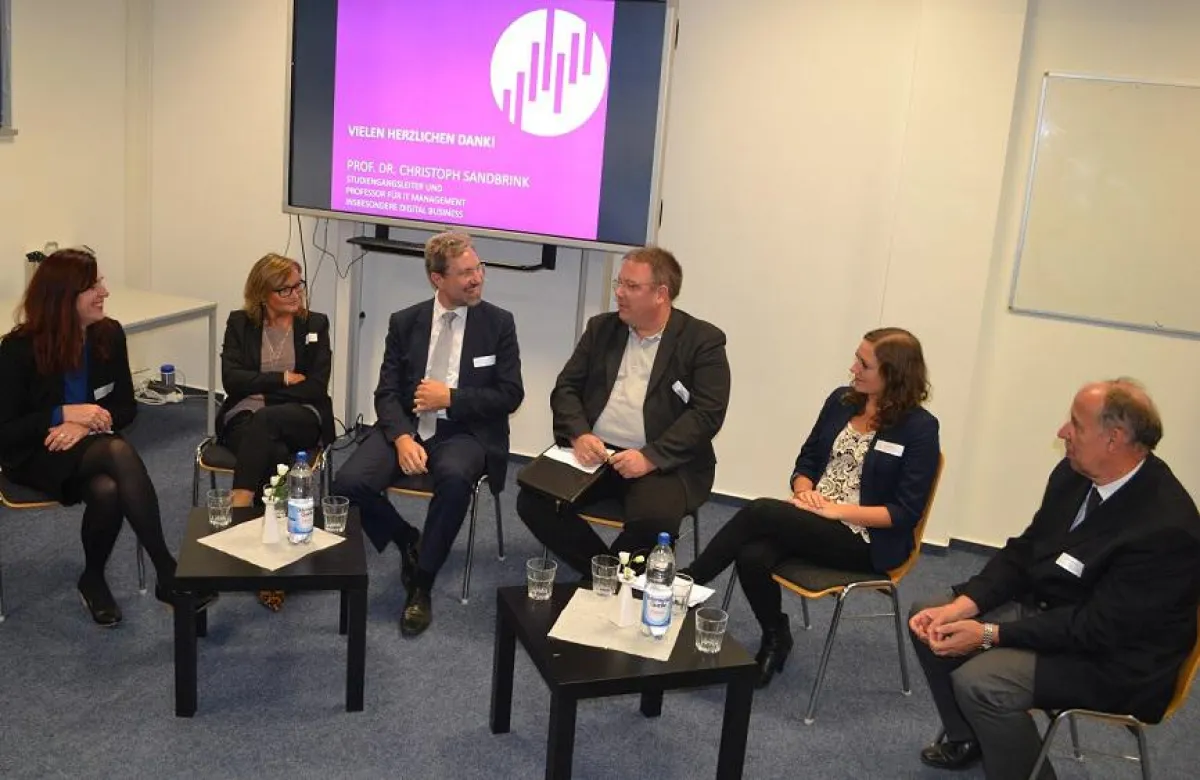 (v.li.): S. Knorr, S. Steimer, C. Sandbrink, W. Theymann, J. Hofmann, M. Nagy. Foto: F. Motzko