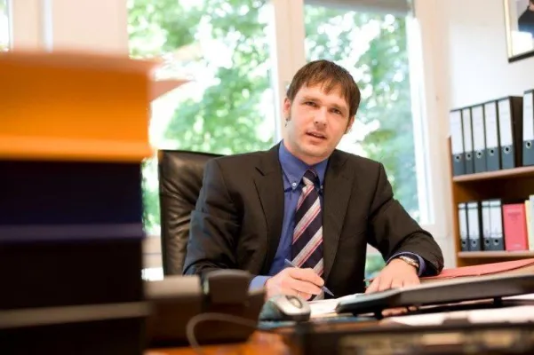 Bild: „Wer bin ich jetzt gerade: Berater oder Vermittler?“