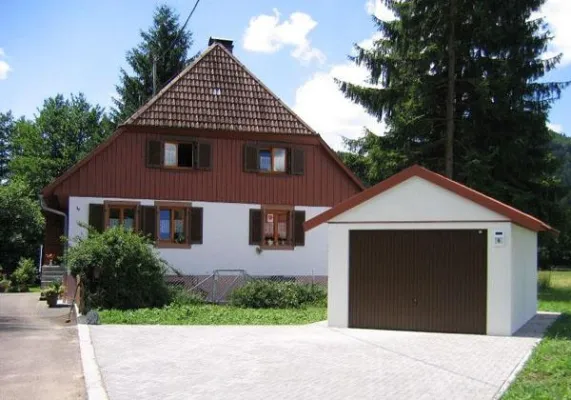 Frischer Wind bei Exklusiv-Garagen Bild: Frischer Wind bei Exklusiv-Garagen