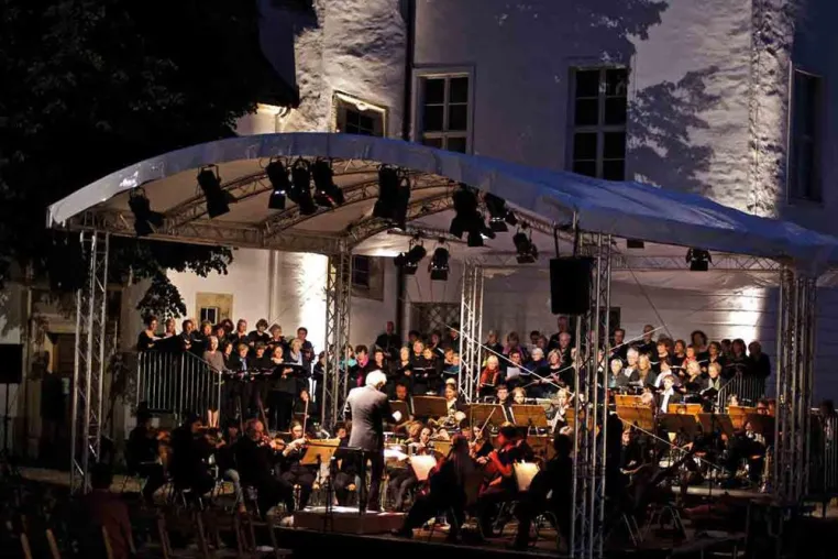 Klassik OpenAir im Jagdschloss Grunewald – Pfingsten 2014 Bild: Klassik OpenAir im Jagdschloss Grunewald – Pfingsten 2014