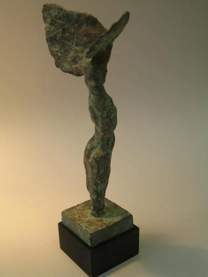 Werner Schlotter, Nike, Bronze 25,0 x 8,5 x 6,0 cm, 2006