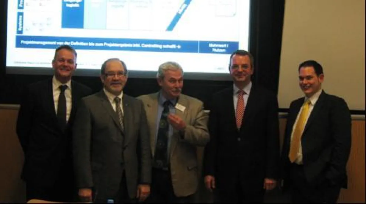 Tomas Pfänder (UNITY), Rudolf Wieneke (Wieneke Anlagenbau und Verfahrenstechnik GmbH), Lutz Feufel (IHK Stuttgart), Christian Grotebrune und Christoph Wenzelmann (beide UNITY)