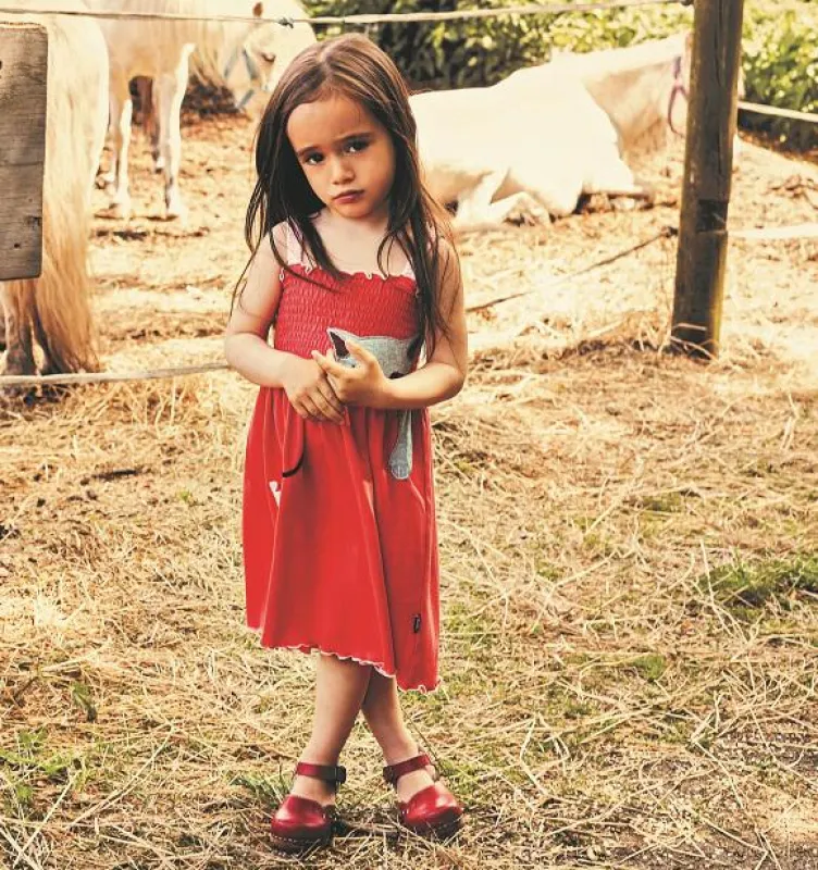 Ubang Kleid. Copyright Ubang babblechat, Denmark.