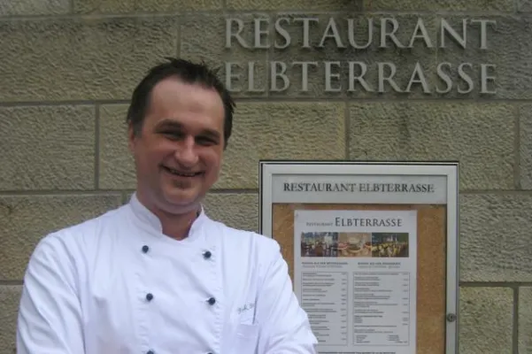 Bild: „Volle Kraft voraus an der Elbe“ - Neuer Küchenchef in der Elbresidenz Bad Schandau