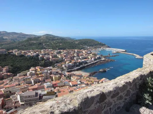 Bild: Wanderreise nach Sardinien – Einzigartige Bergwelt, Steilküsten, Pinienwälder & duftende Macchia!