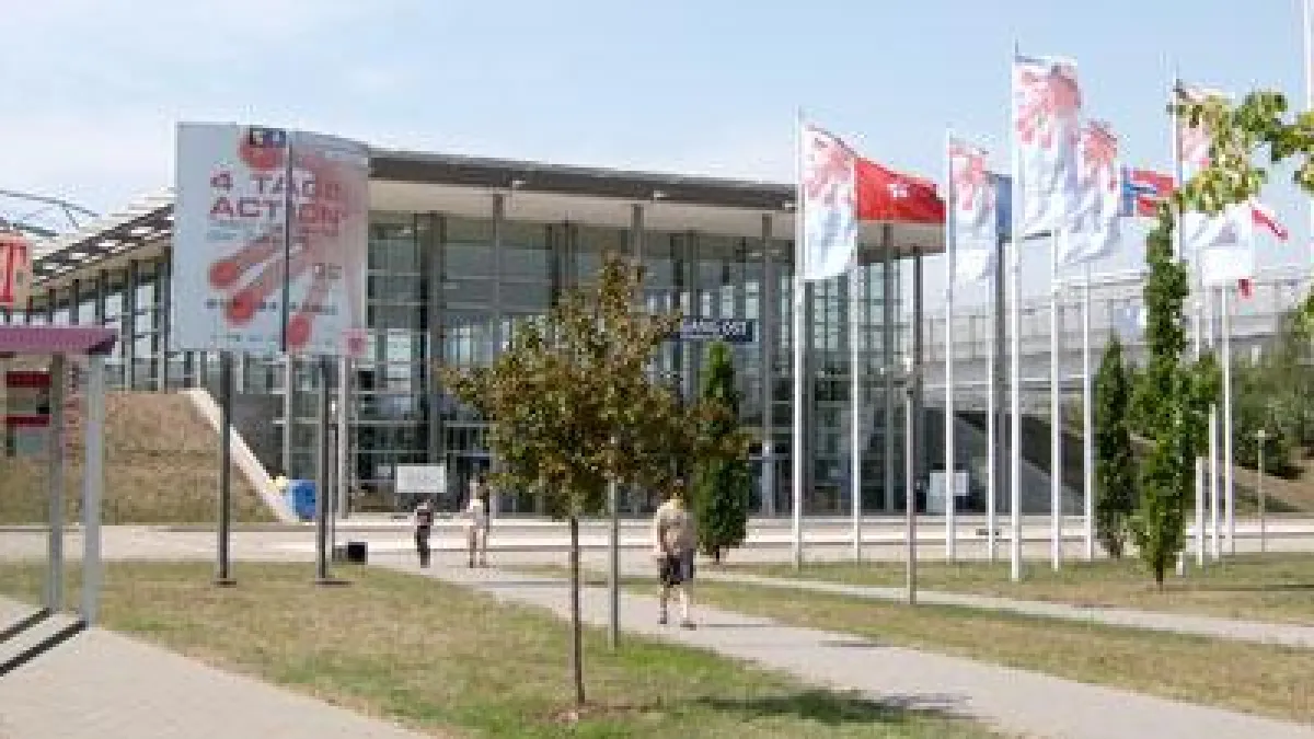 Messehalle in Leipzig. Messen sind wichtige Marketinginstrumente. © r4z0rMANIA pixelio.de