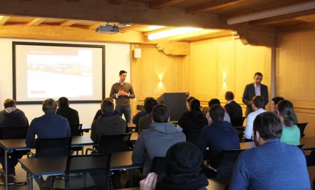 EWIKON Heißkanalsysteme GmbH zu Gast am Campus Bild: EWIKON Heißkanalsysteme GmbH zu Gast am Campus