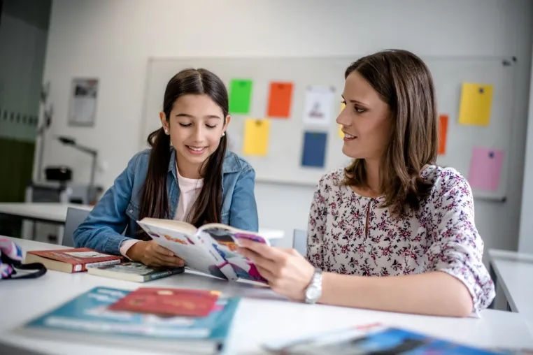 Pandemiefolgen und Lehrkräftemangel mit ehrenamtlicher Hilfe für Schüler abfedern Bild: Pandemiefolgen und Lehrkräftemangel mit ehrenamtlicher Hilfe für Schüler abfedern