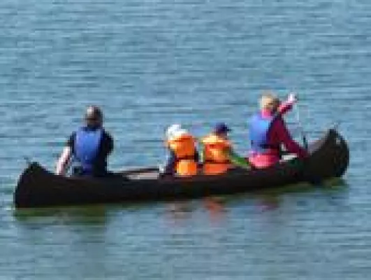 Orankecamp – Berlins schönste Outdoor-Messe und Pappboot-Rennen Bild: Orankecamp – Berlins schönste Outdoor-Messe und Pappboot-Rennen