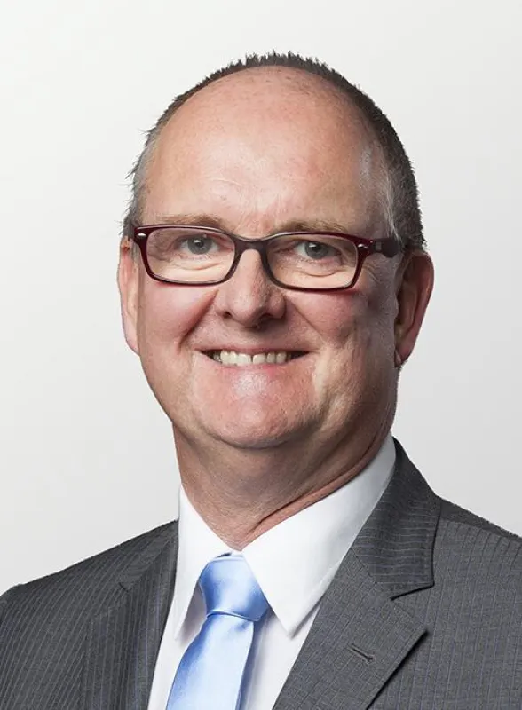 Peter Surtees, Miebach Consulting Großbritannien