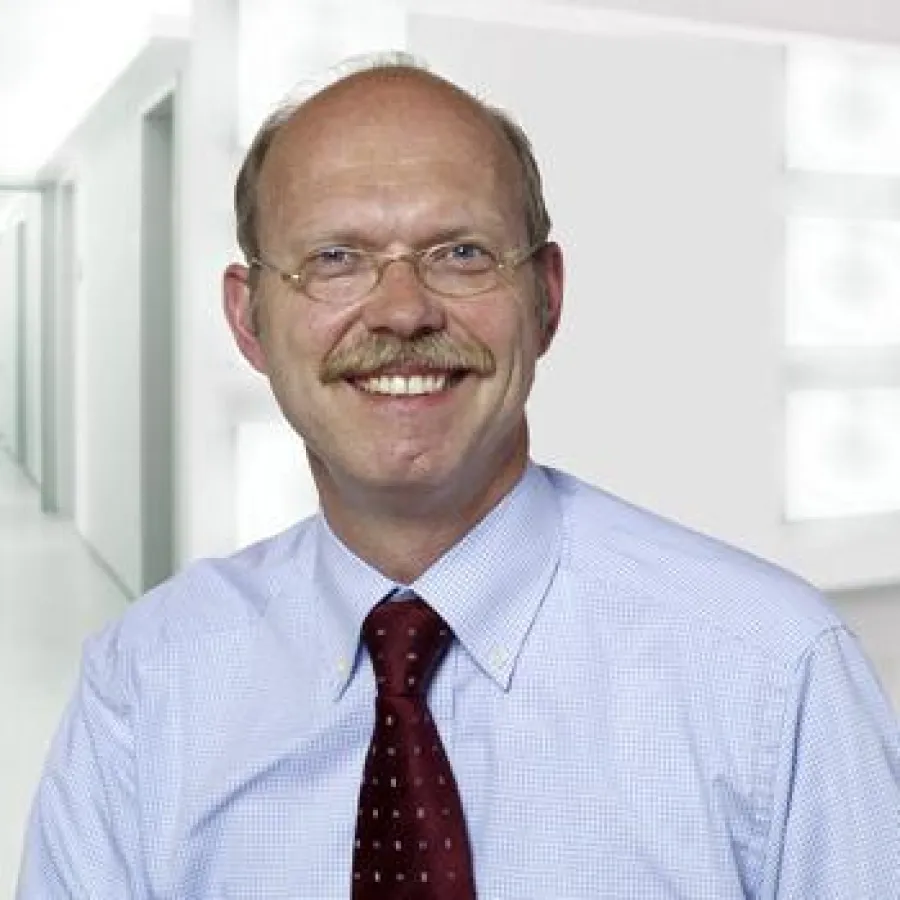 Chefarzt Dr. med. Martin Asbach