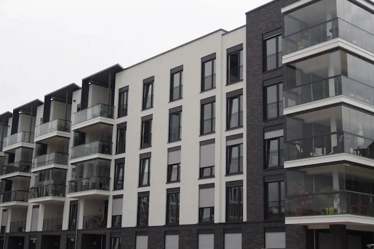 Bild: Lumon präsentiert Balkon- und Terrassenverglasungen sowie Balkonfassadenlösungen auf der FENSTERBAU FRONTALE