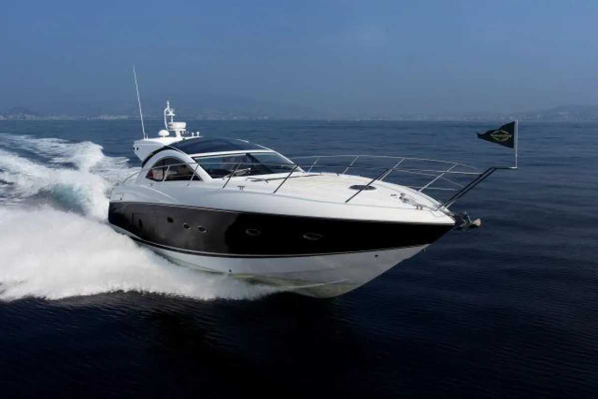 Hanseboot-Premiere: Sunseeker Portofino 48