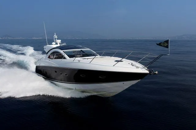 „hanseboot“-Premiere für die Sunseeker Portofino 48 Bild: „hanseboot“-Premiere für die Sunseeker Portofino 48