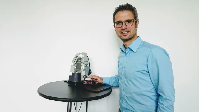 Bild: Intelligentes Hochleistungsgummi verleiht Robotern Tastsinn und ermöglicht vielfältigen Einsatz