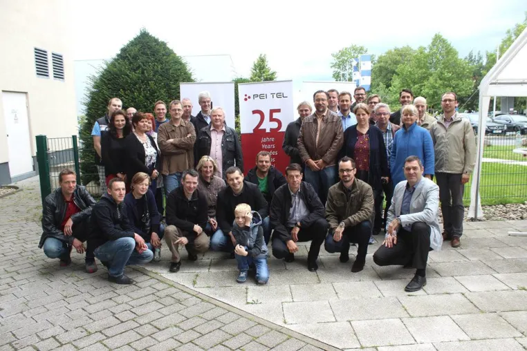 Bild: pei tel feiert 25. Geburtstag