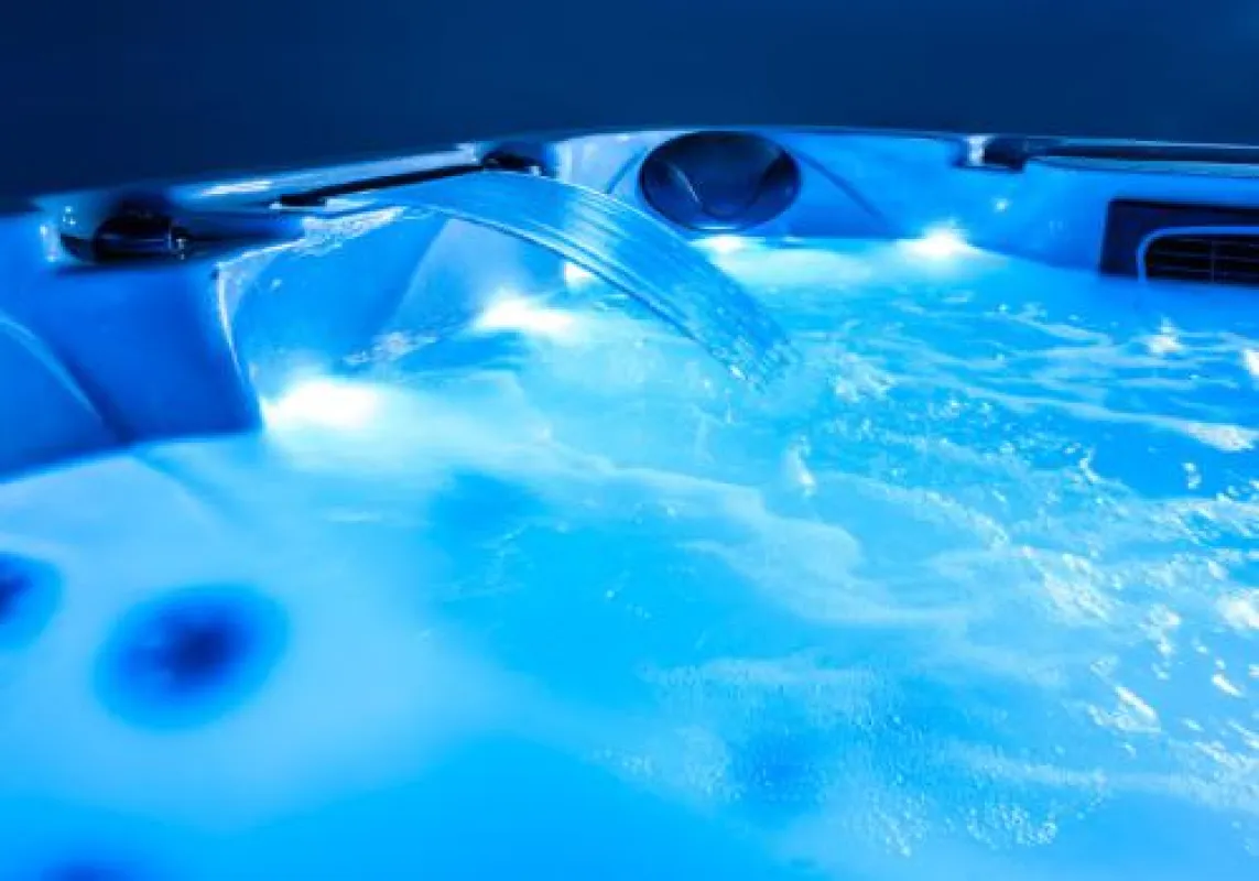 Der Hauptgewinn: ein One Spa Prestige 5L