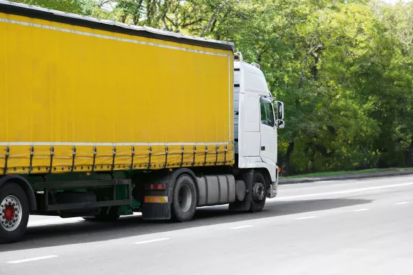 Titel: Effiziente und flexible Teilladungen nach Moldau: Die Besonderheiten des Sammelguttransports Bild: Titel: Effiziente und flexible Teilladungen nach Moldau: Die Besonderheiten des Sammelguttransports