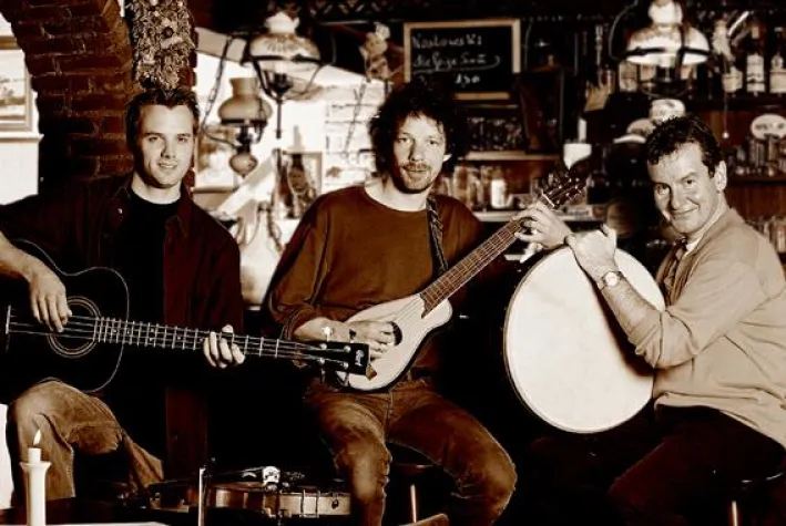 Bild: Irish Folk Night mit Larry Mathews Black Stone Band in Ahrensburg