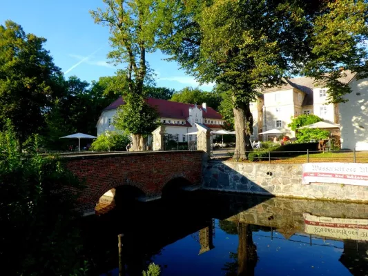 Bild: Den August genießen auf Wasserschloss Mellenthin im Usedomer Achterland