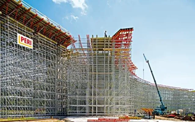 Brücken wirtschaftlich schalen und rüsten mit PERI Baukastensystemen Bild: Brücken wirtschaftlich schalen und rüsten mit PERI Baukastensystemen