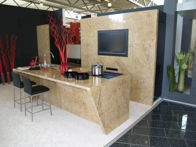 Bild: Versteigerung von Austellungsküchen