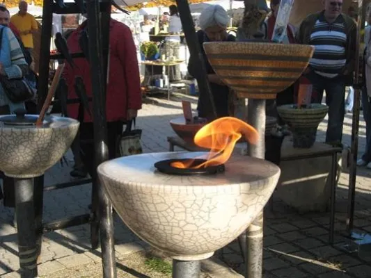 Bild: Das besondere Marktwochenende: Schon seit 21 Jahren: Töpfermarkt Vaterstetten